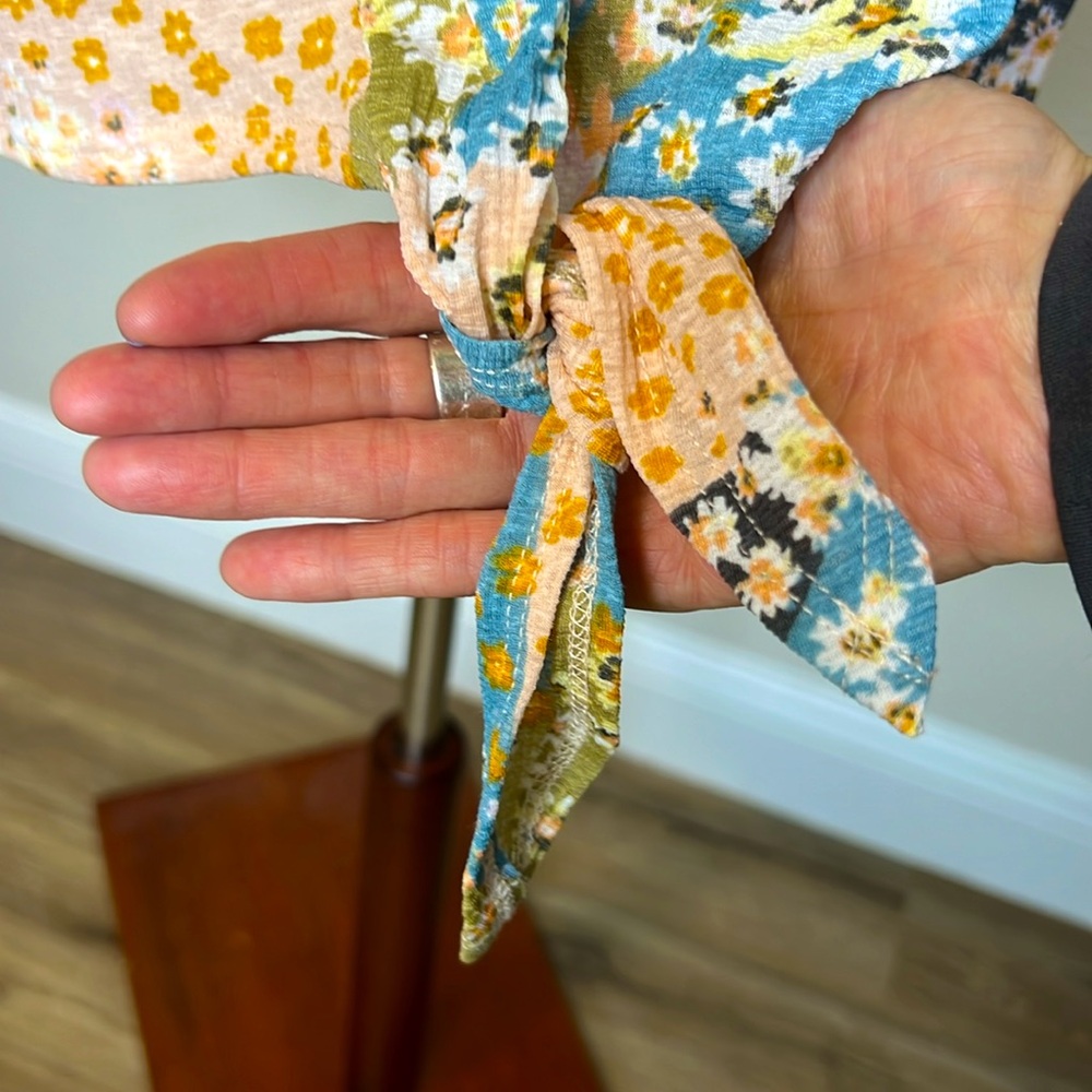 Daytrip Multicolor Patchwork Blouse - Picture 12 of 15